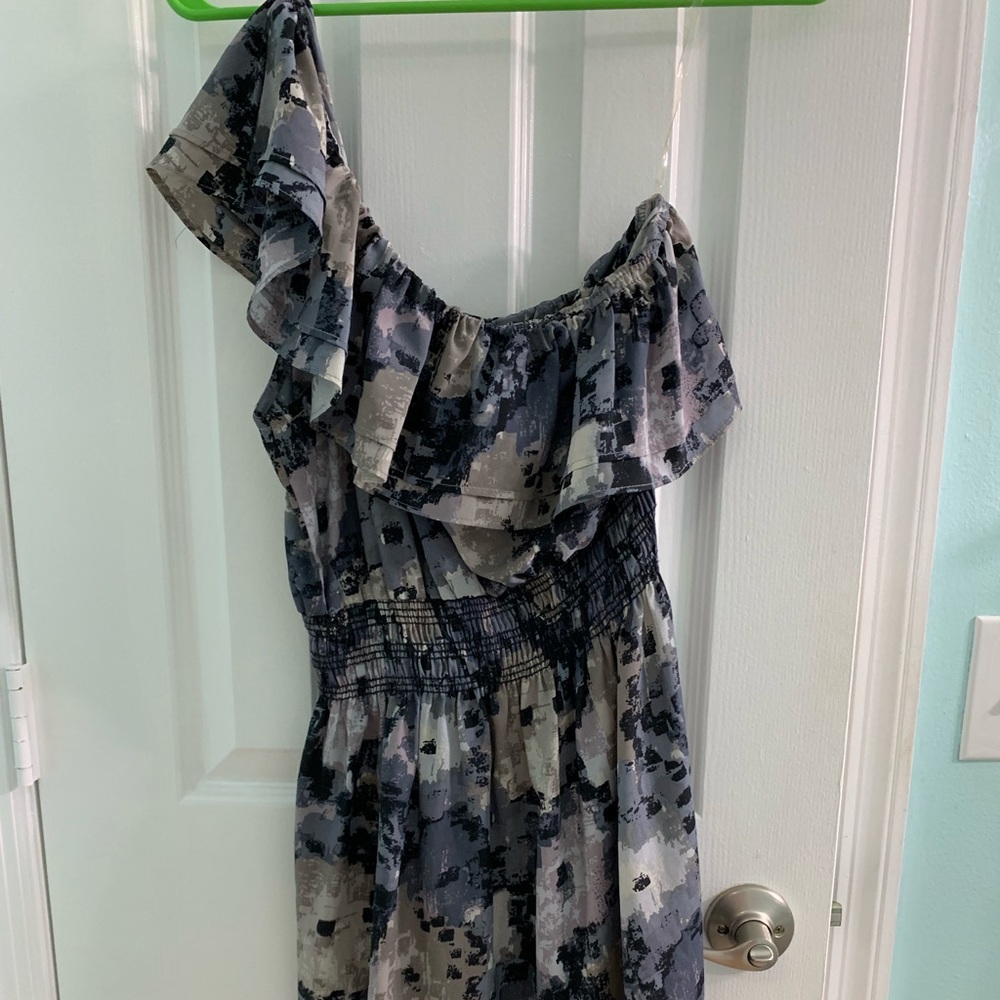 One shoulder dress